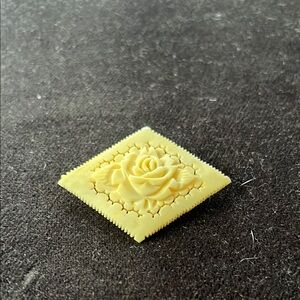 Elegant Bone Rose Brooch